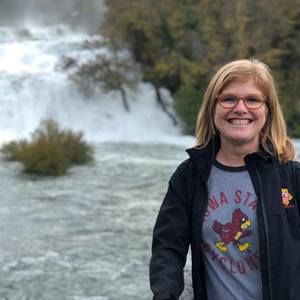 Meet your Posher, Shellie